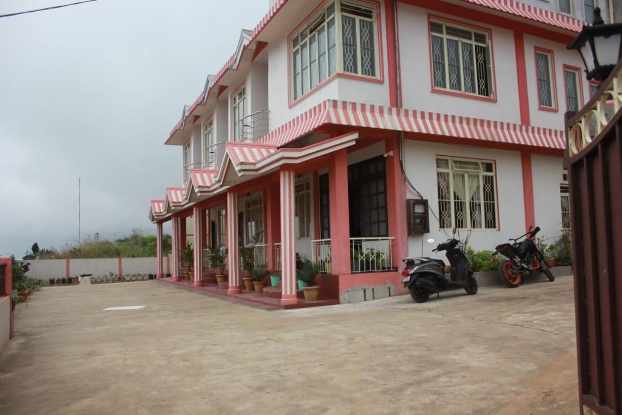 The Escapade Inn Cherrapunji Exterior photo
