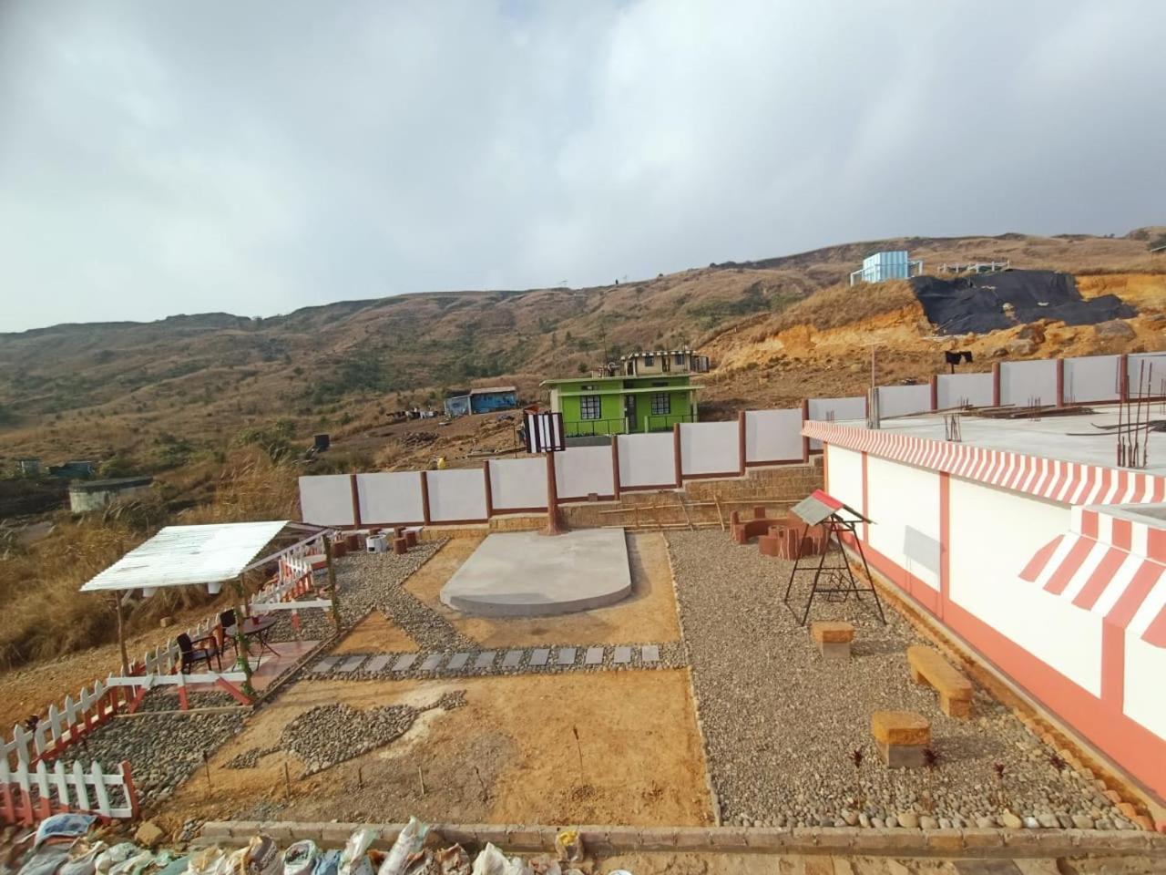 The Escapade Inn Cherrapunji Exterior photo